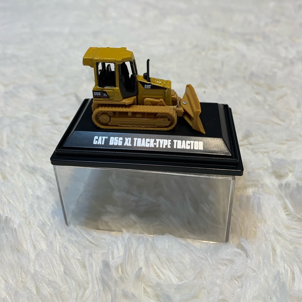 🚜 Fossil Diecast  Bulldozer Tractor